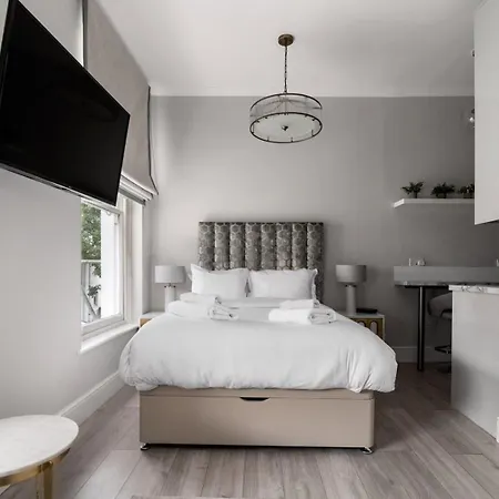 Guestready - Hidden Gem In Hammersmith London Exterior photo